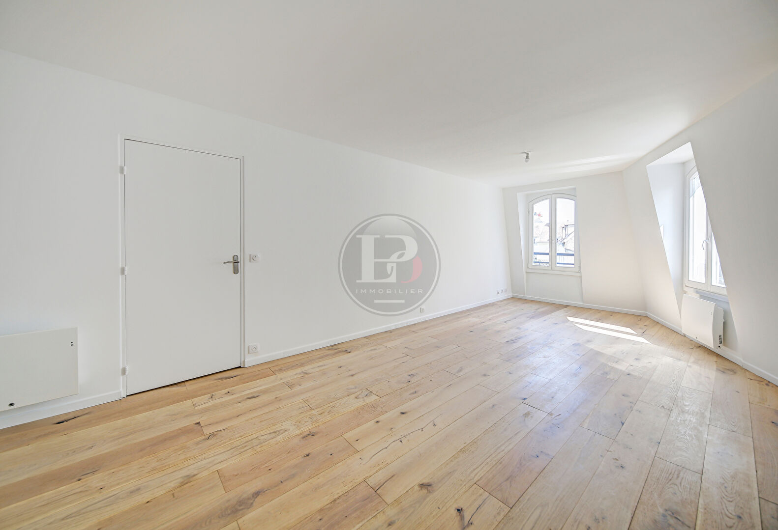 Photo Appartement 2 pièces rénové de 54 m² à vendre - Centre historique de Saint-Germain-en-Laye image 5/6