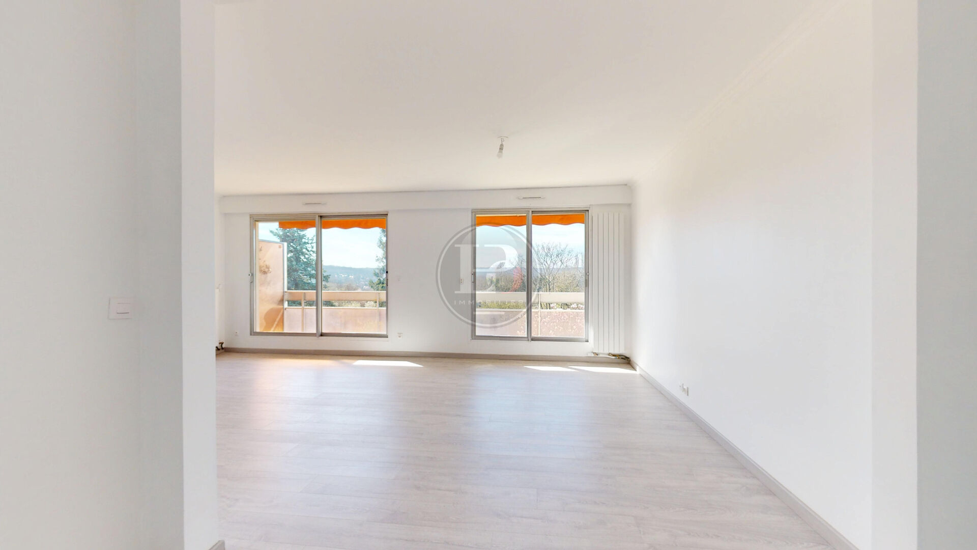 Photo La Roseraie - Superbe appartement refait à neuf - 2 chambres image 3/6