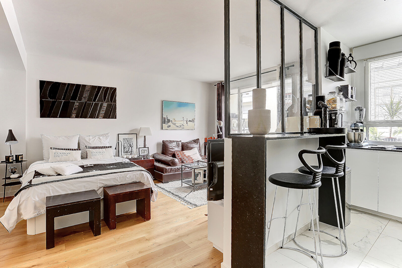 Appartement Paris 1 pièce(s) 33 m2