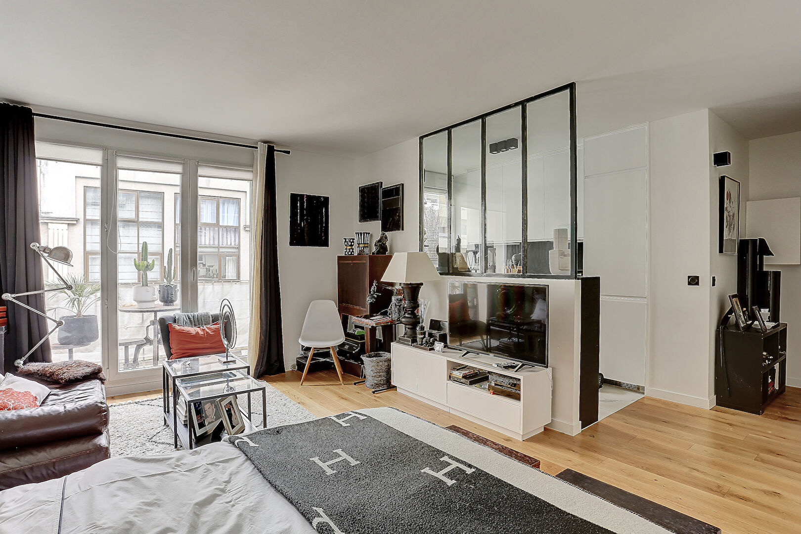 Photo Appartement Paris 1 pièce(s) 33 m2 image 6/6