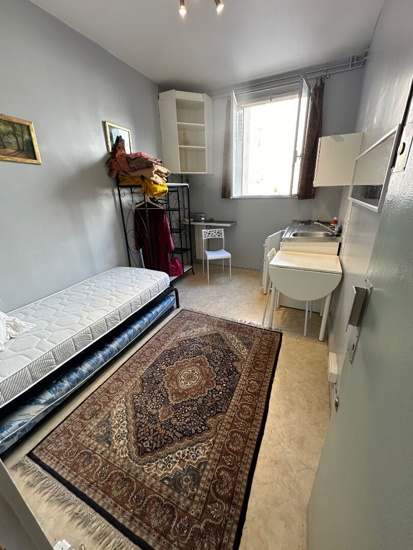 Appartement Paris 1 pièce(s) 9.50 m2