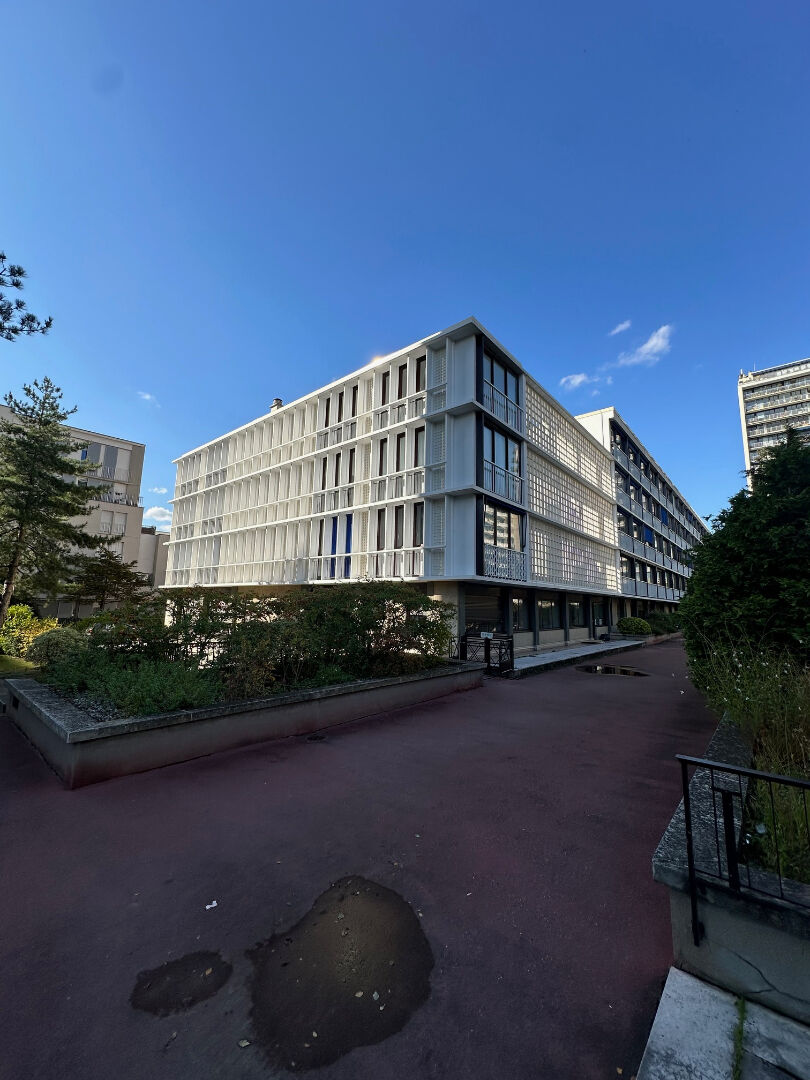 Photo Studion 37m2 Quartier du Pont du jour image 1/1