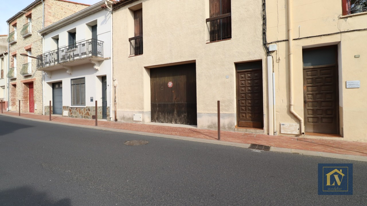 A louer une place de stationnement dans garage fermé