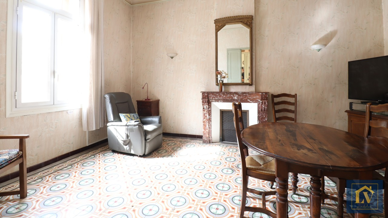 Photo Grande maison familiale avec garage image 3/6