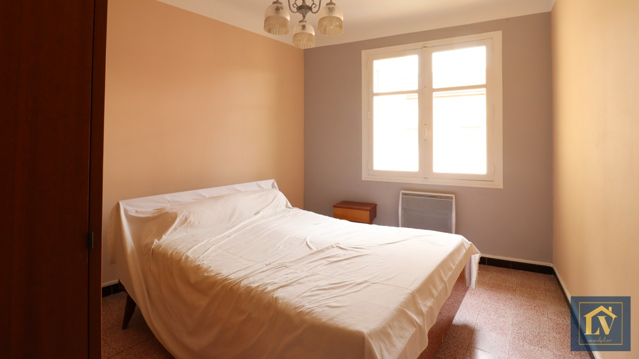 Photo Maison de village de 6 pièces avec grand garage et terrasse image 6/6