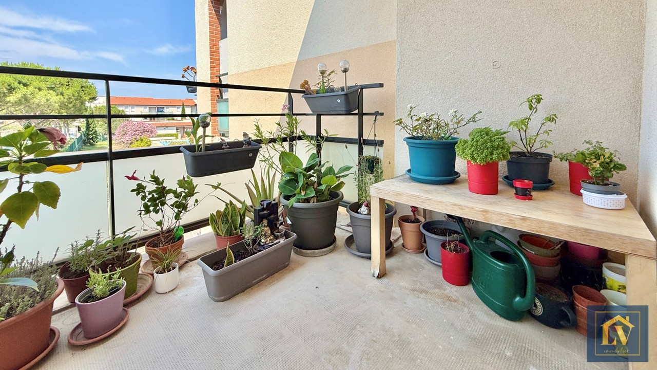 Photo A louer appartement 3 pièces avec terrasse et 2 places de parking image 2/6