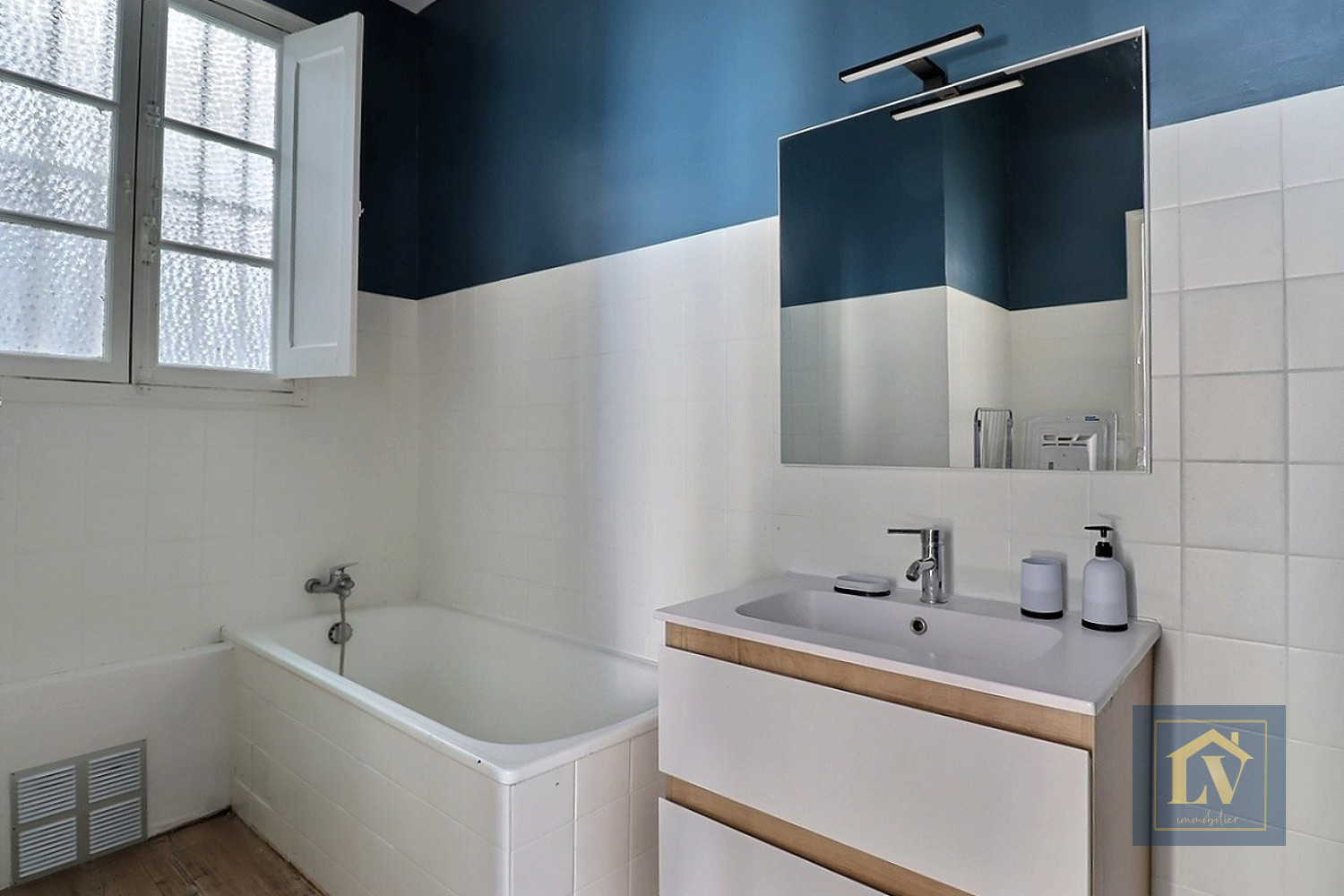 Photo A vendre appartement T2 meublé et rénové au 2ème étage d'une petite copropriété image 6/6