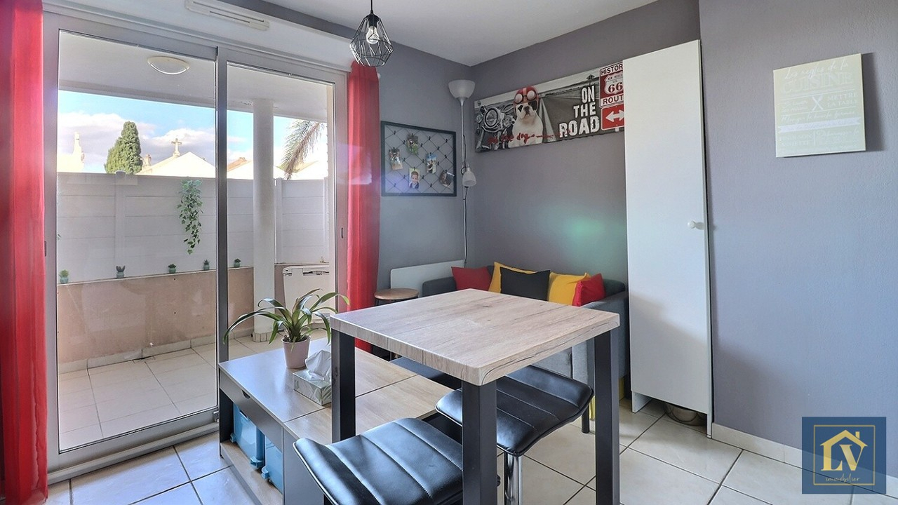 Photo A louer appartement 2 pièces avec terrasse et place de parking privée dans résidence sécurisée. image 3/6