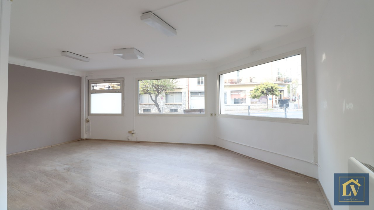 Photo A louer local commercial ou professionnel secteur La Lunette image 1/3