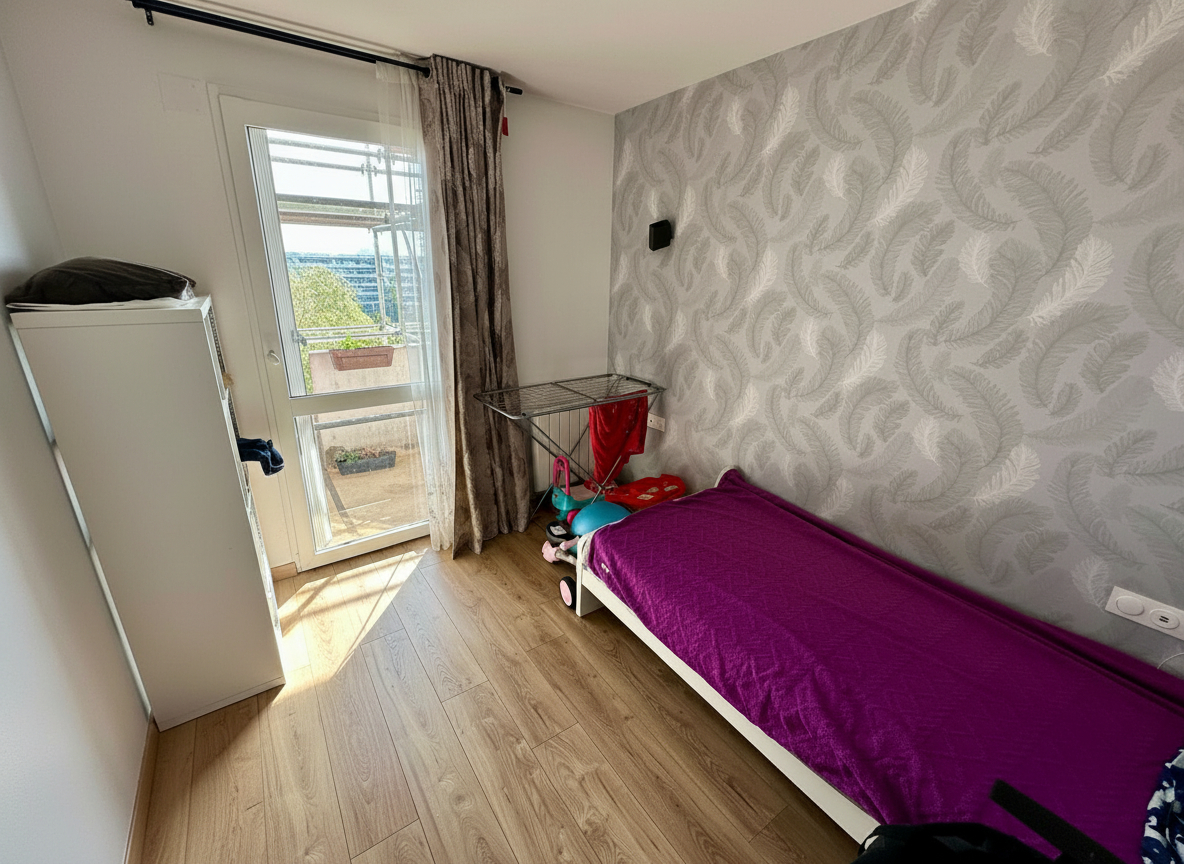 Photo Appartement 80m² - 3 CHAMBRES + BUREAU image 5/6