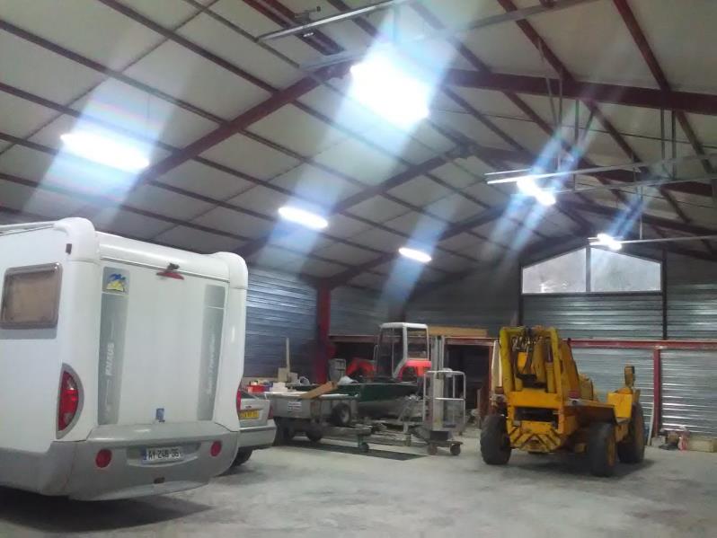 Photo ENTREPOT PROCHE OYONNAX - 380 m2 image 4/4