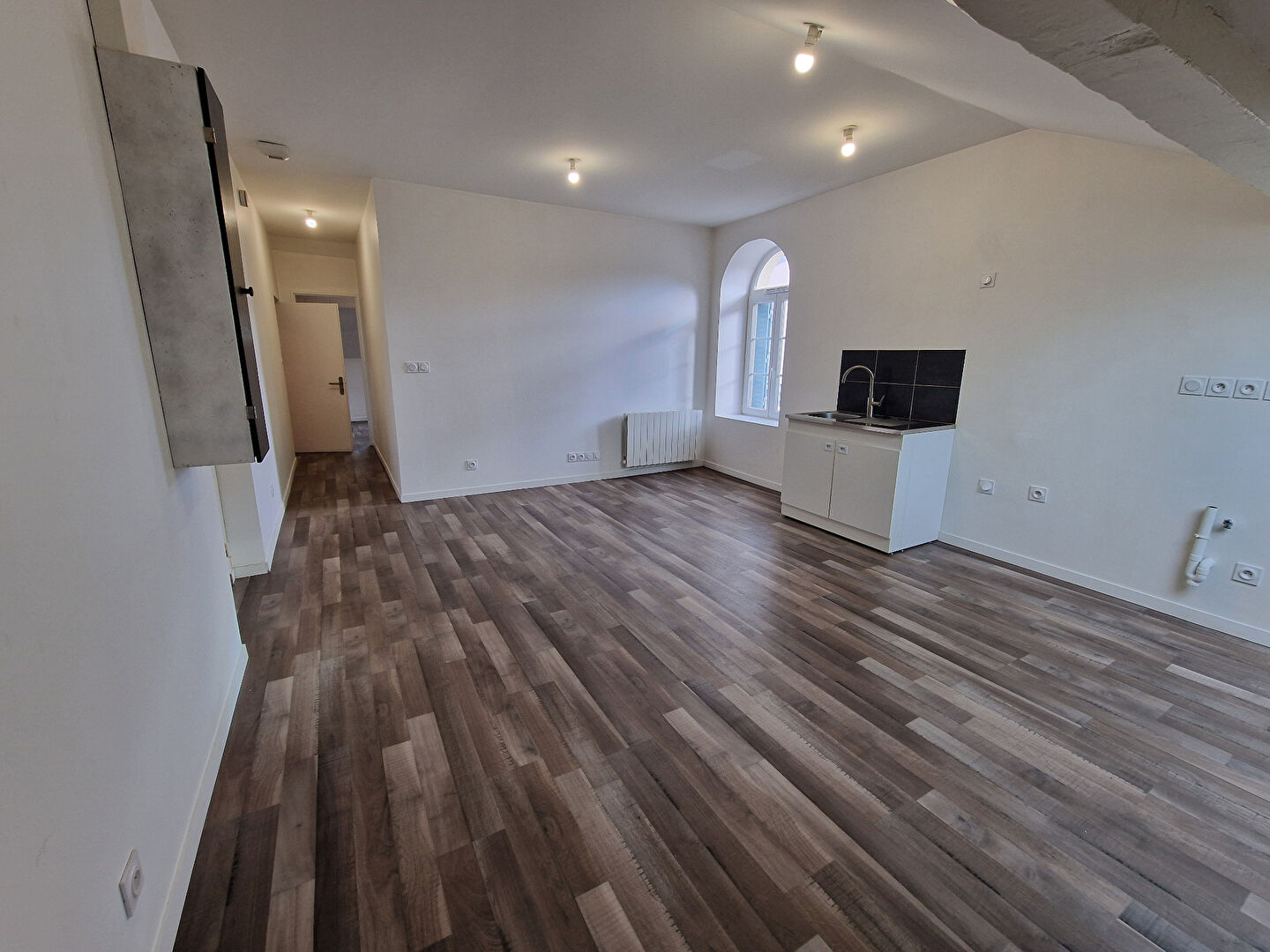 Photo 23JG949 T3 N°3A OYO Gabriel Péri image 2/6