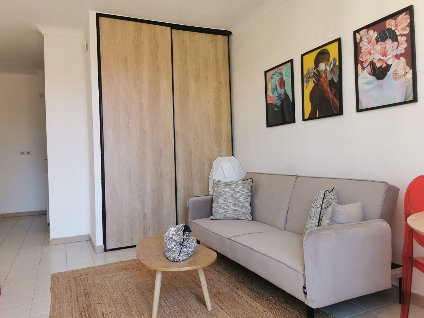 Photo Studio en dernier étage proche port de Nice image 1/6