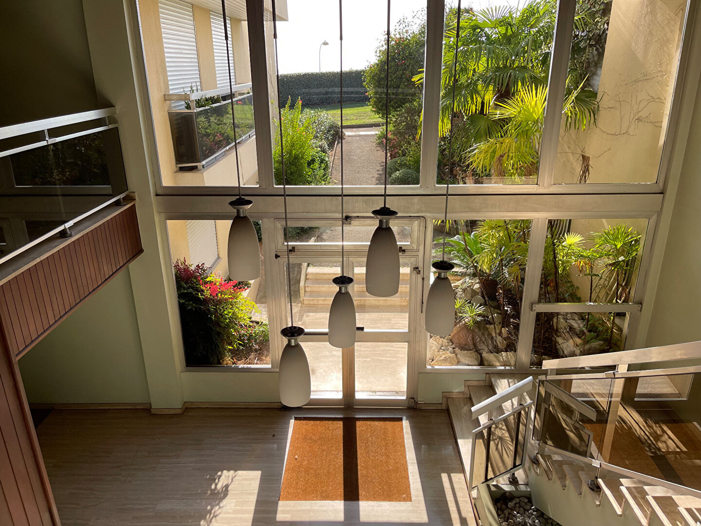 Photo Appartement Nice 2 pièces avec terrasse, vue mer, cave et garage fermé image 3/6