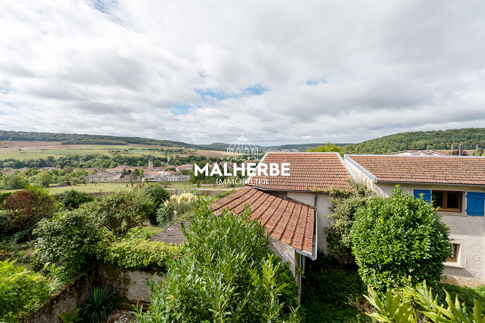 Photo LAY-ST-CHRISTOPHE MAISON DE CARACTÈRE image 3/6