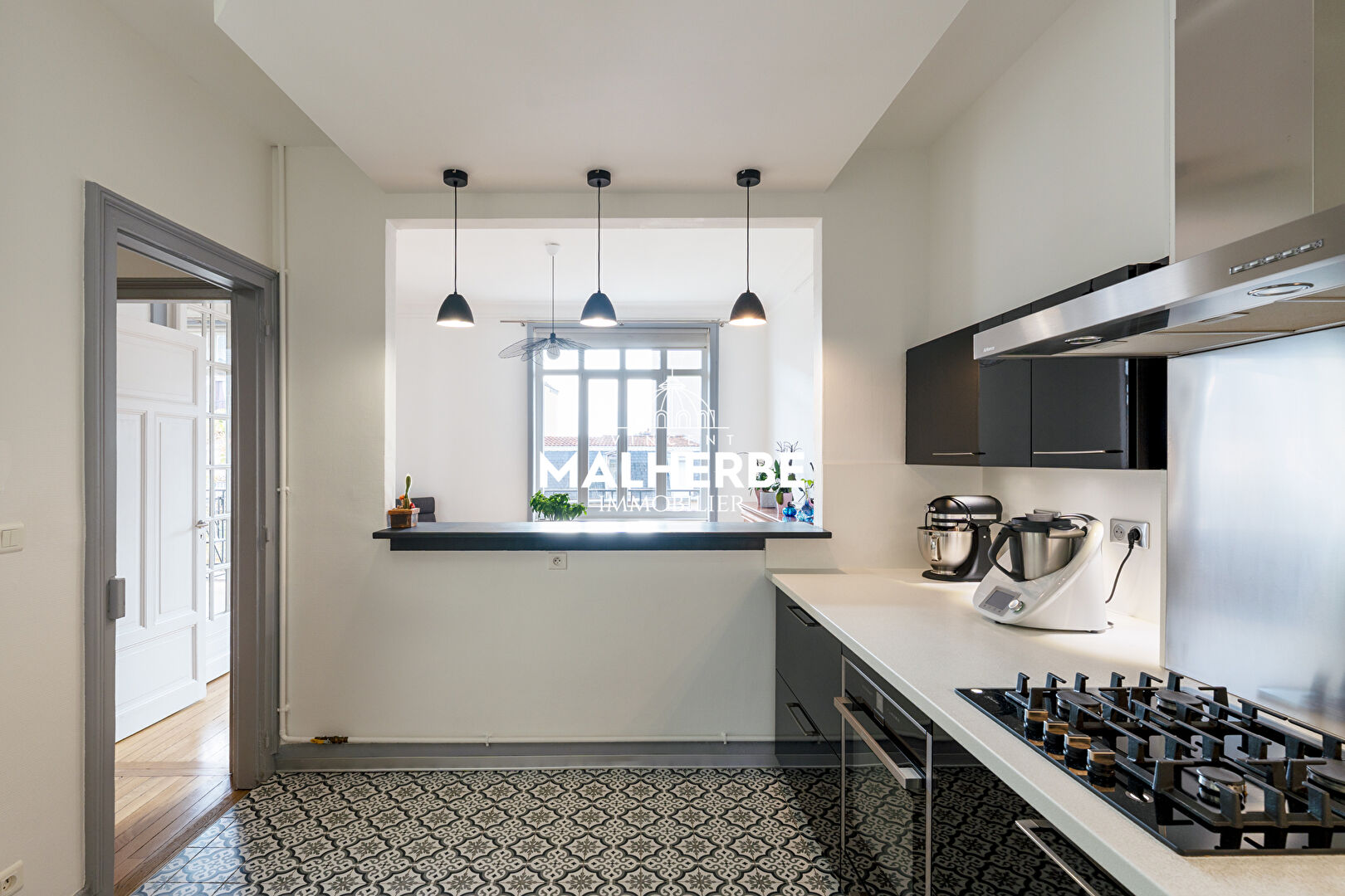 Photo AVENUE FOCH - APPARTEMENT BOURGEOIS 1930 image 2/6