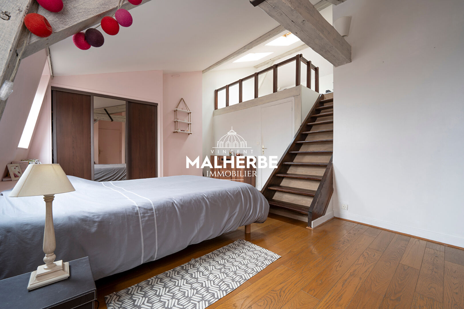 Photo APPARTEMENT DE CHARME AU DERNIER ETAGE image 5/6