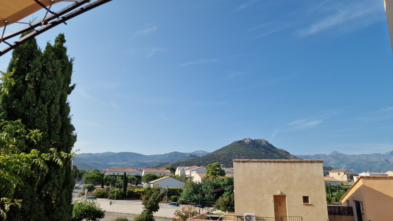 Photo APPARTEMENT 2 Pièces image 2/6