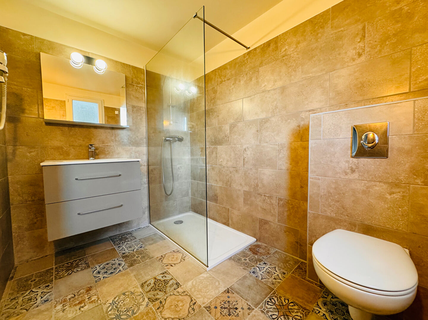 Photo APPARTEMENT DUPLEX 2 Pièces image 4/5