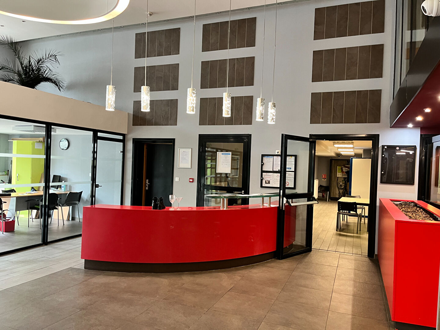 Photo Studio lumineux au dernier étage - idéal investisseur ou étudiant | Toulouse - Montaudran image 6/6