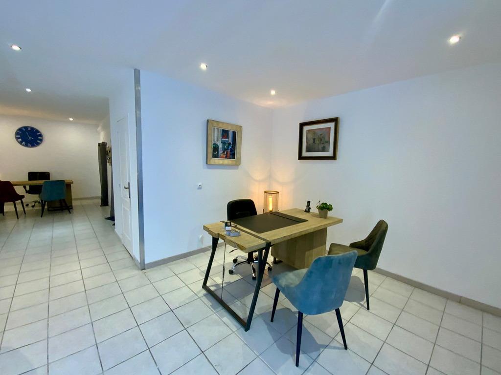 Photo Local commercial Pomerols 83 m2 image 4/6