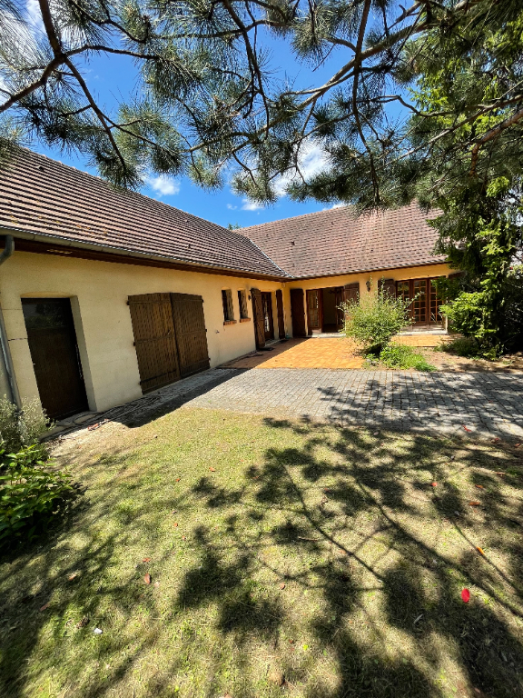 Photo Maison St Denis En Val 7 pièce(s) 140 m2 image 1/6