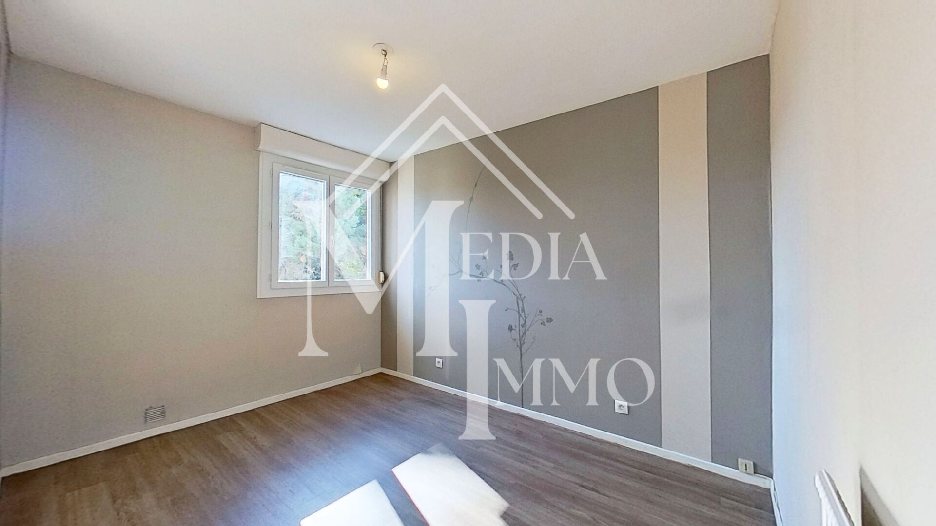 Photo À saisir ! T3/4 avec parking et cave - Proche de l'Université de PAU image 2/6