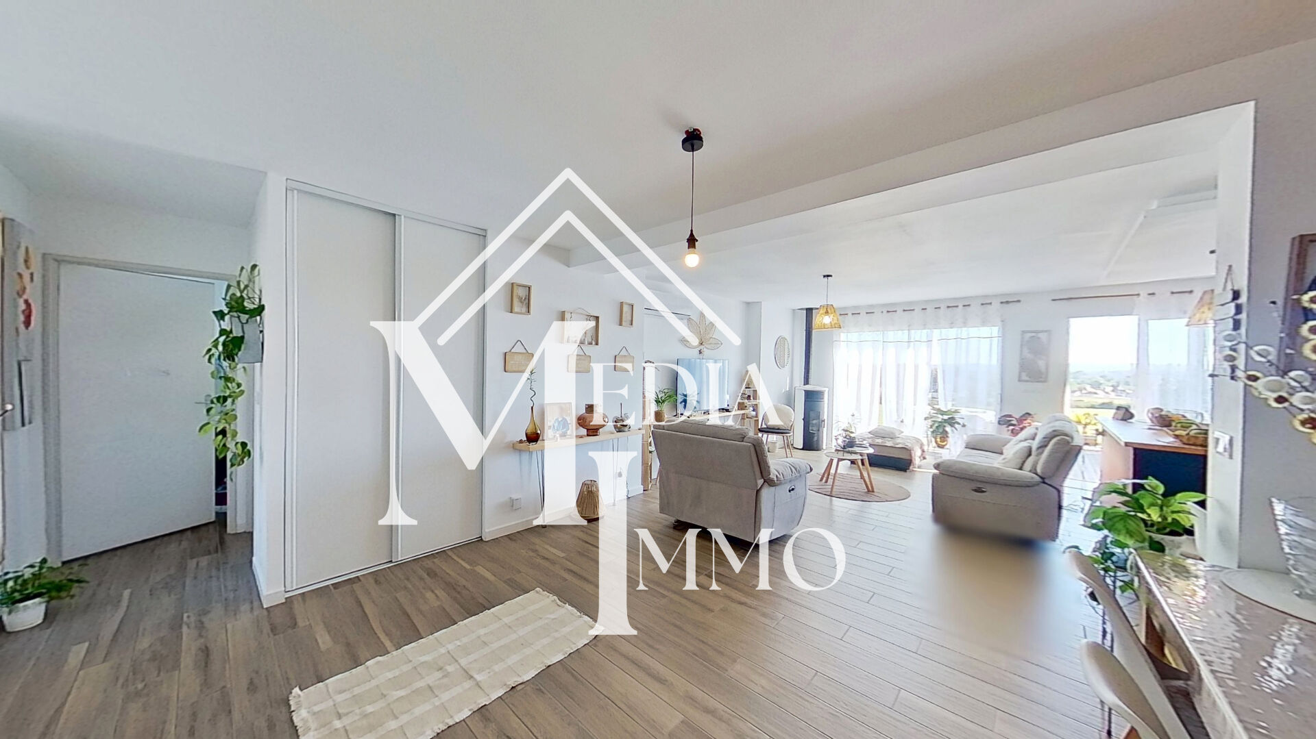 Maison Lescar 5 pièce(s) 125 m2 avec garage et jardin.