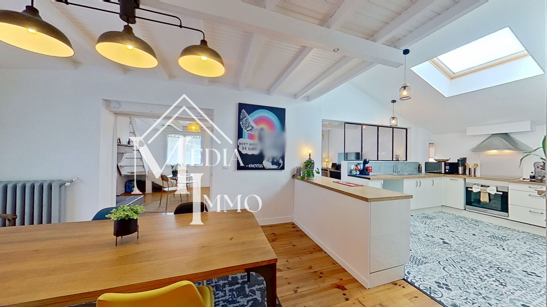 Maison coup de coeur à Lons 4 pièce(s) 110 m2 environ avec jardin, véranda et beaucoup de charme!