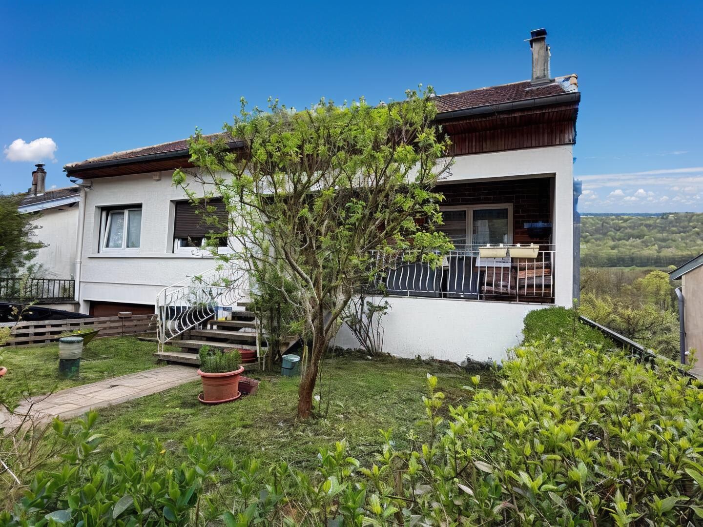 Exclusif! Jolie maison individuelle avec magnifique vue sur la Moselle à saisir !