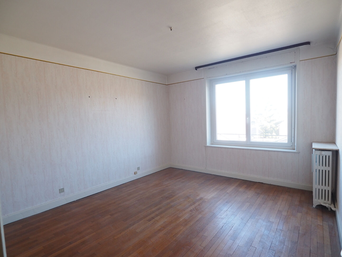 Maison Charmes 8 pièce(s) 191 m2