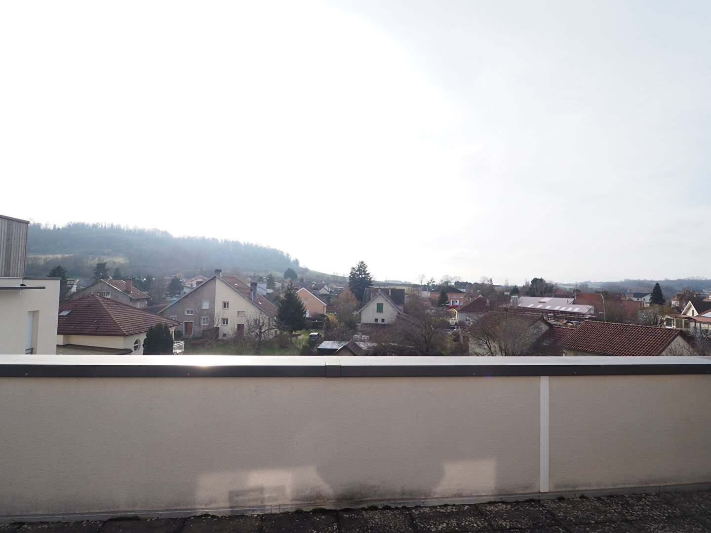 CHARMES, Magnifique appartement T3 Terrasse/parking/ascenseur.