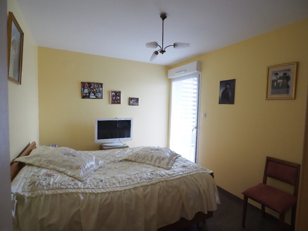 Unique à CHARMES, Magnifique appartement T3 avec double Terrasse et parking