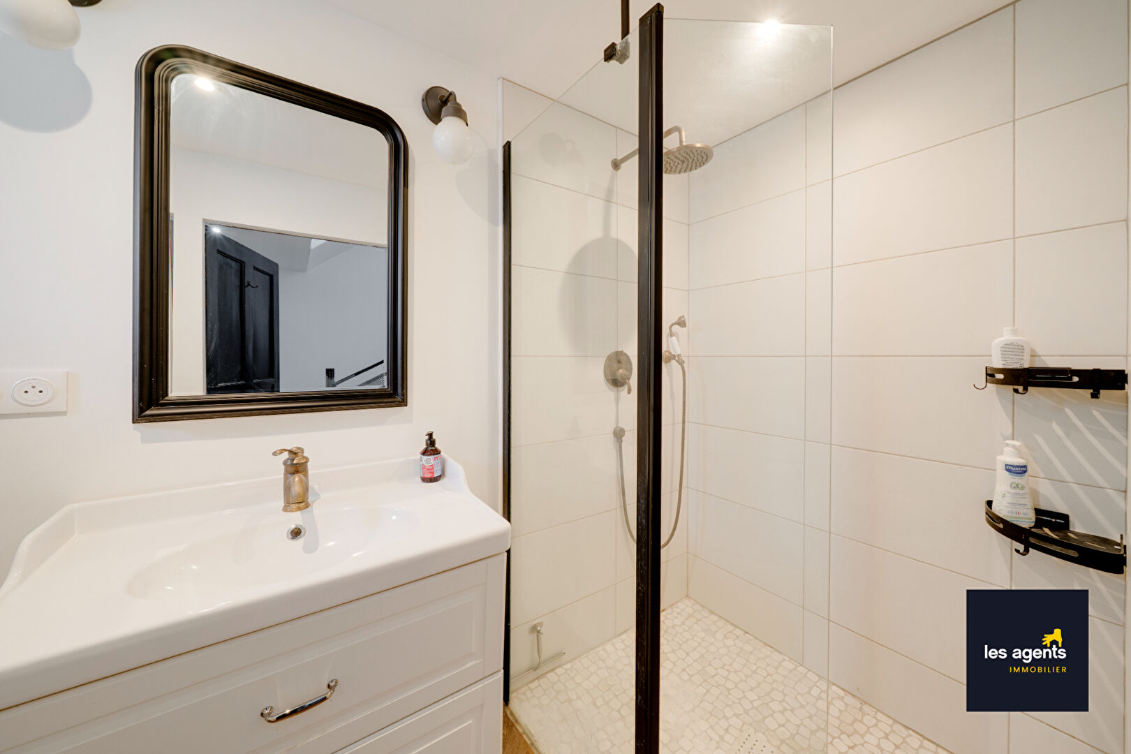 Maison Ceintrey  avec 5 chambres, nouveauté en exclusivité.