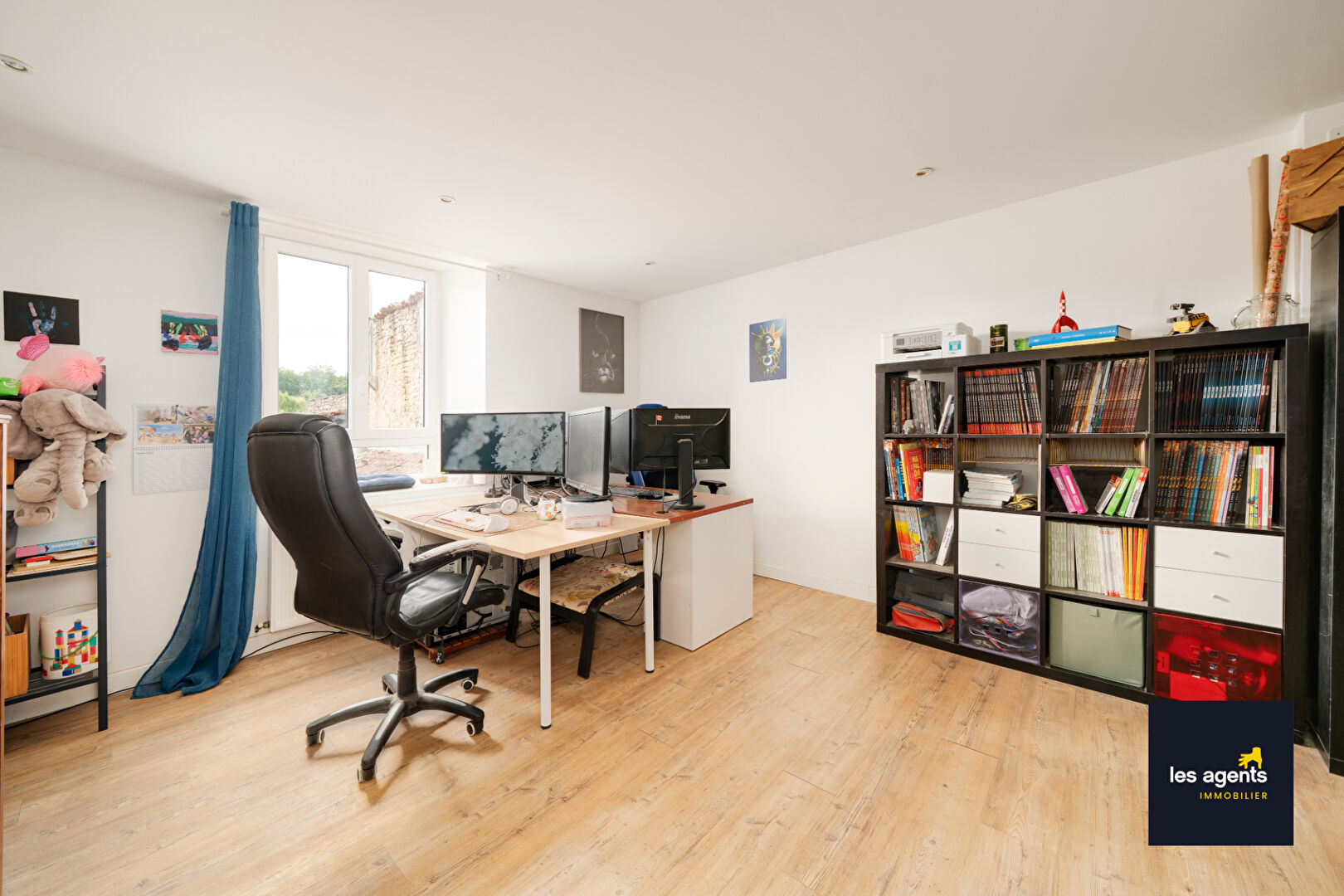 Maison Ceintrey  avec 5 chambres, nouveauté en exclusivité.