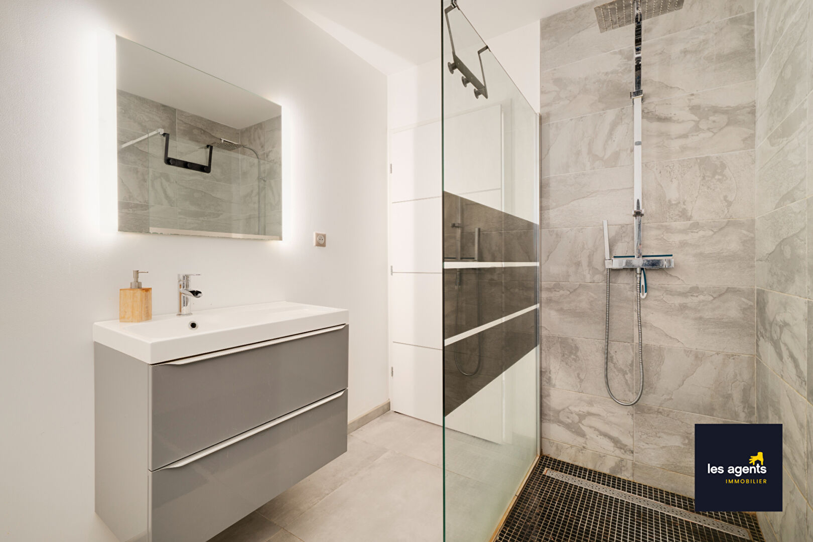 Maison Tomblaine 6 pièce(s) 195 m2