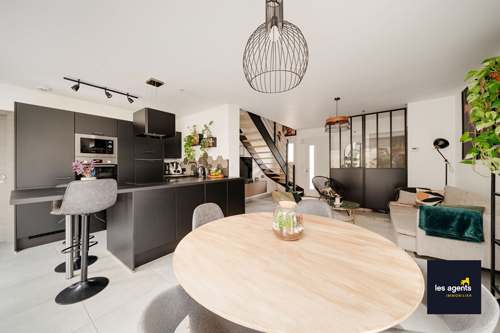 Magnifique maison moderne en exclusivité.