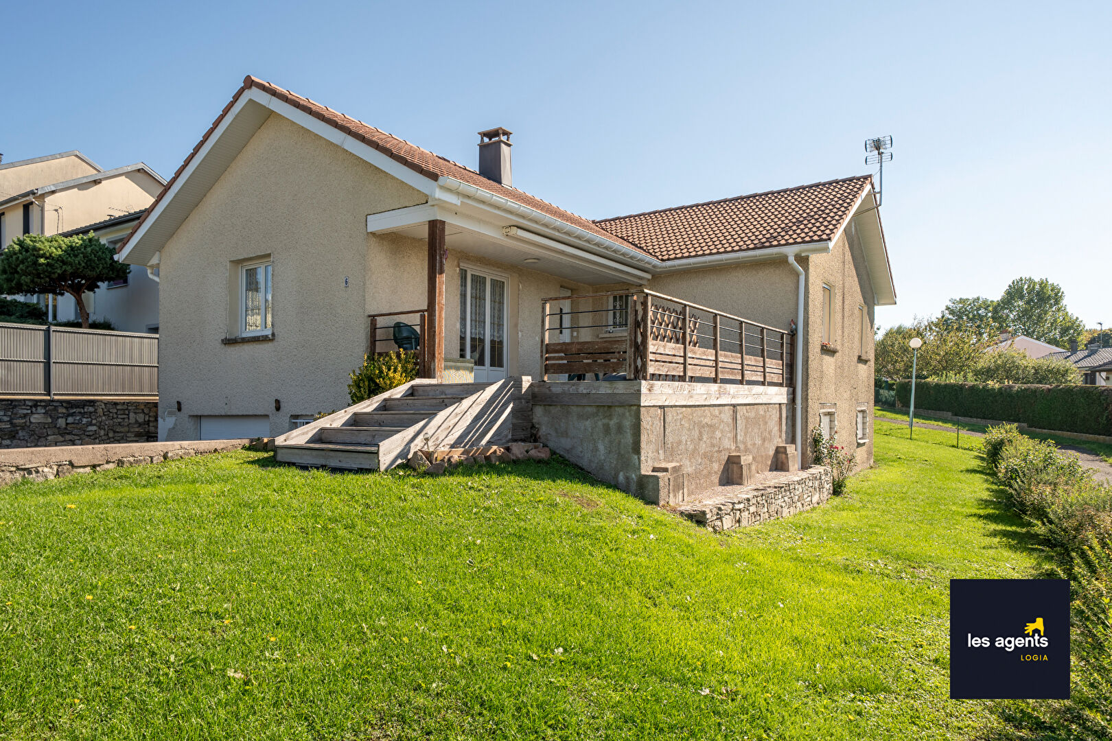 À Vendre Pavillon 7 pièces avec grand terrain et terrasse