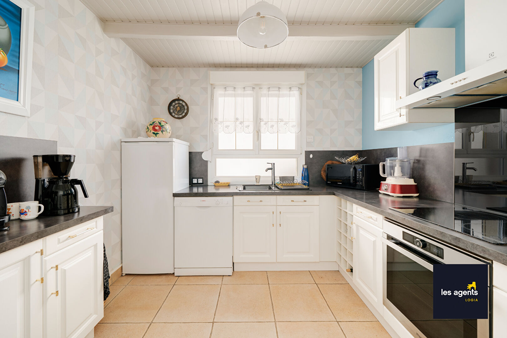 À Vendre Pavillon 7 pièces avec grand terrain et terrasse