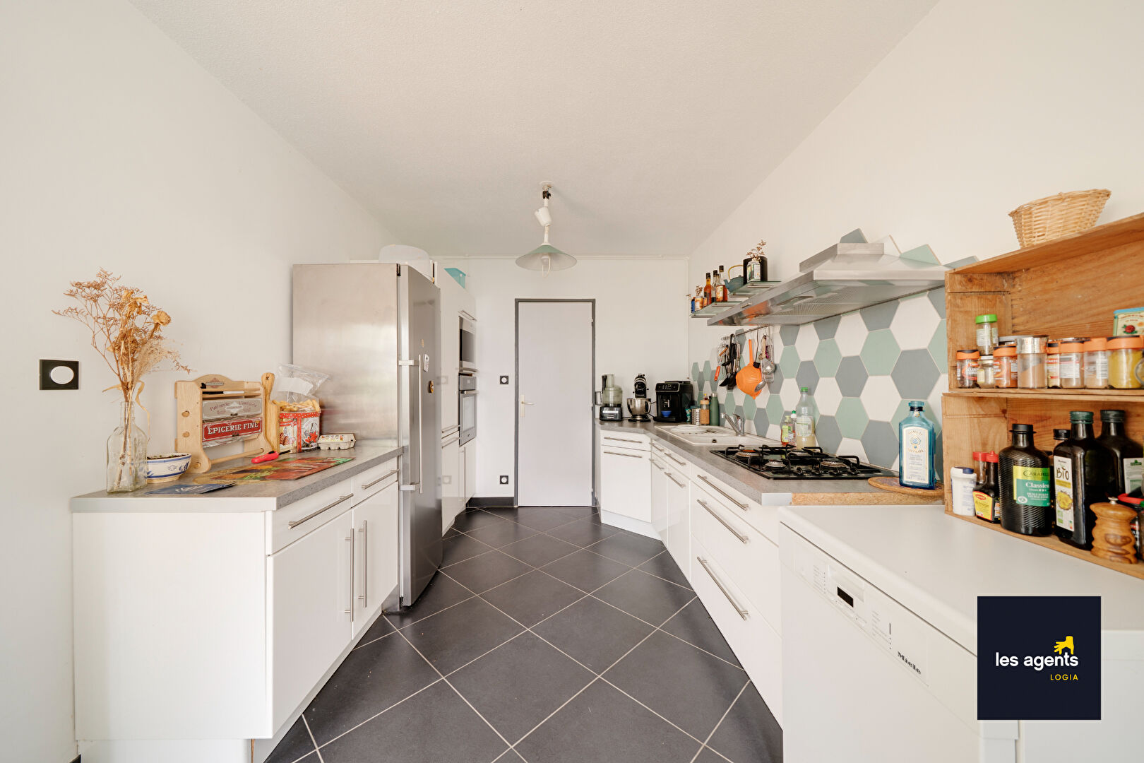 À Vendre - Bel appartement 3 pièces avec balcon et parking à Nancy