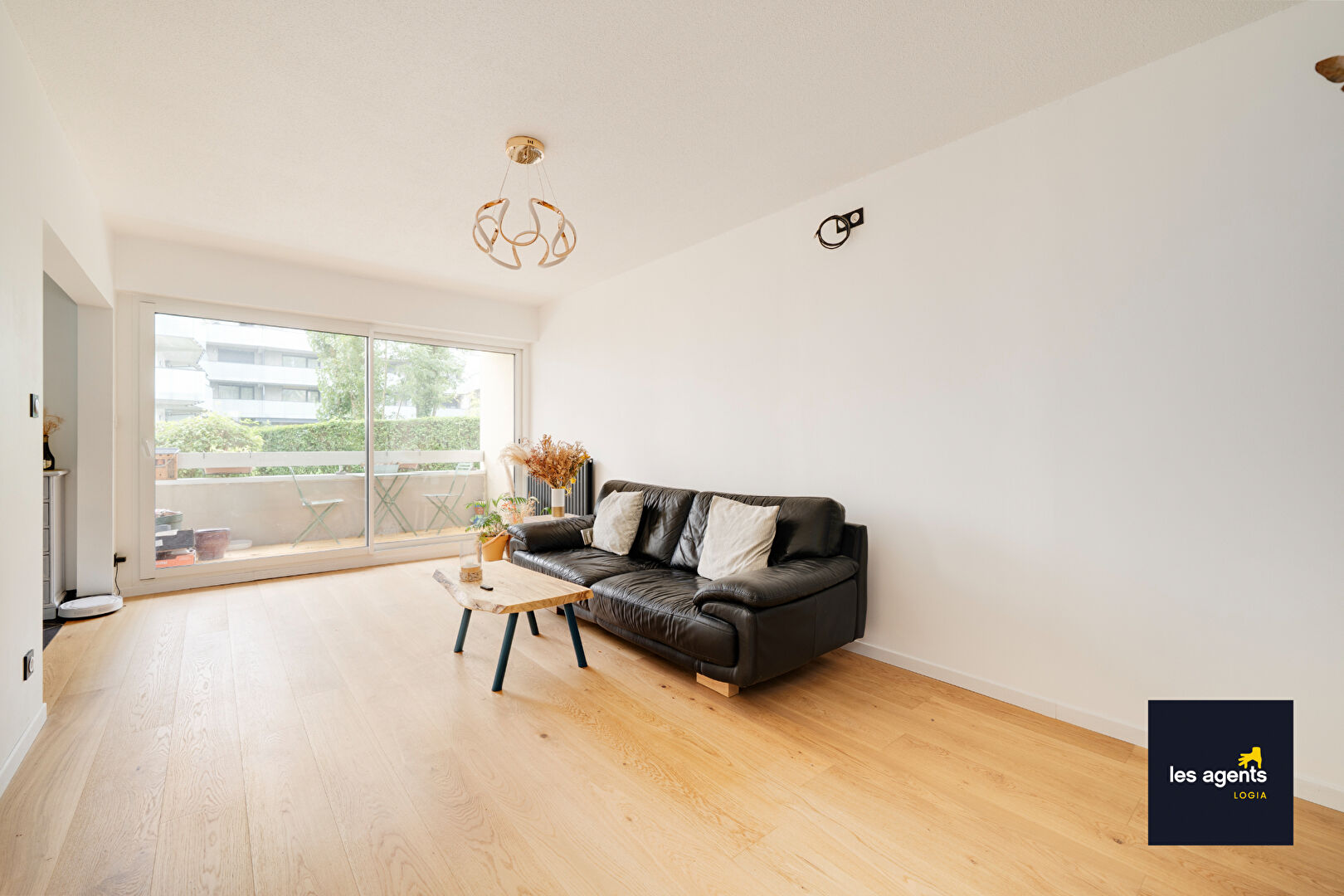 À Vendre - Bel appartement 3 pièces avec balcon et parking à Nancy