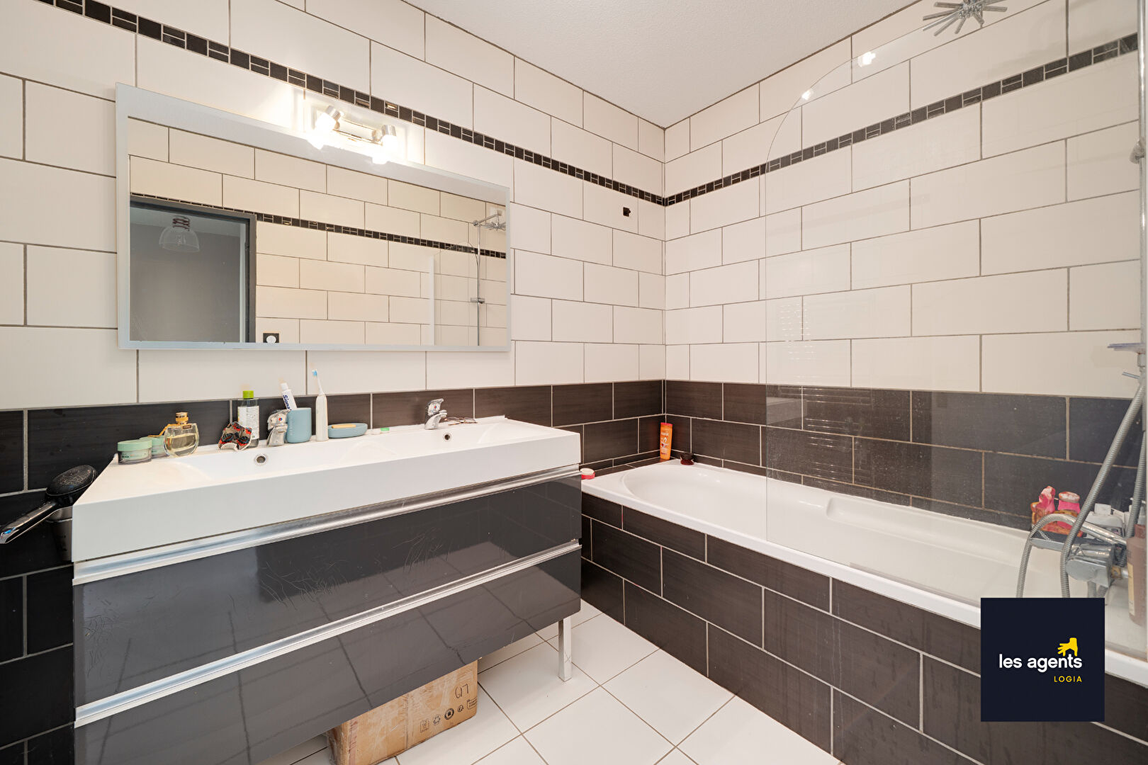 À Vendre - Bel appartement 3 pièces avec balcon et parking à Nancy