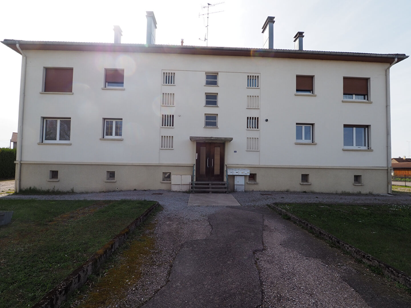 Appartement T3 75M² avec garage et terrain