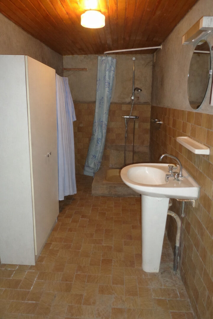 Maison à rénover à 10 min de Colombey les Belles