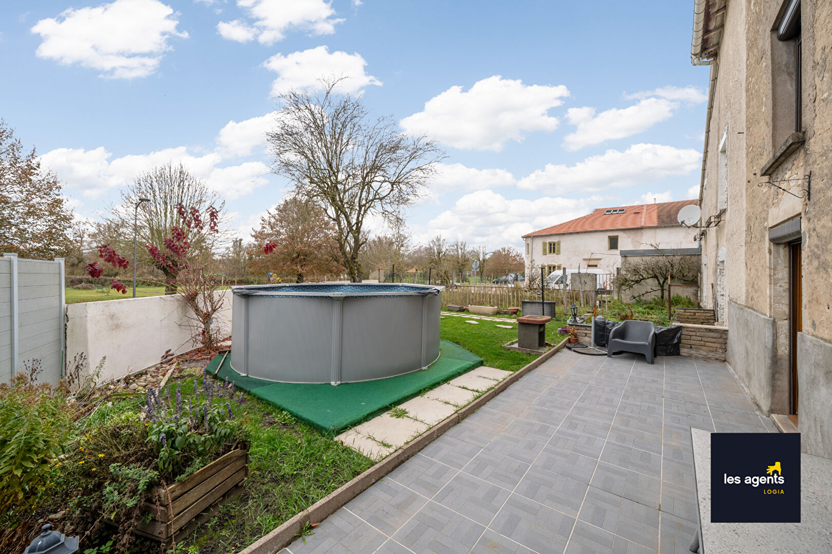 Maison Velle Sur Moselle 6 pièce(s) 260 m2 + jardin