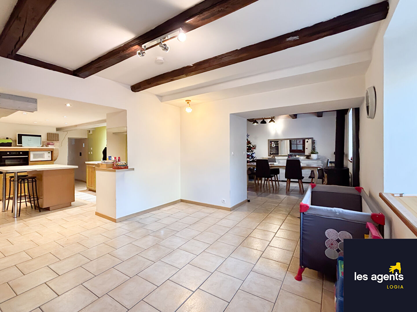 Maison Maxey Sur Vaise  5 pièce(s) 192 m2