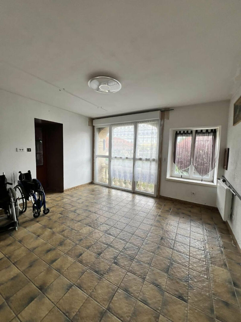 Maison Rugney 6 pièce(s) 194 m2