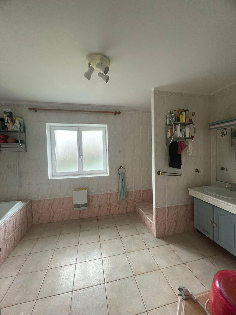 Maison Rugney 6 pièce(s) 194 m2