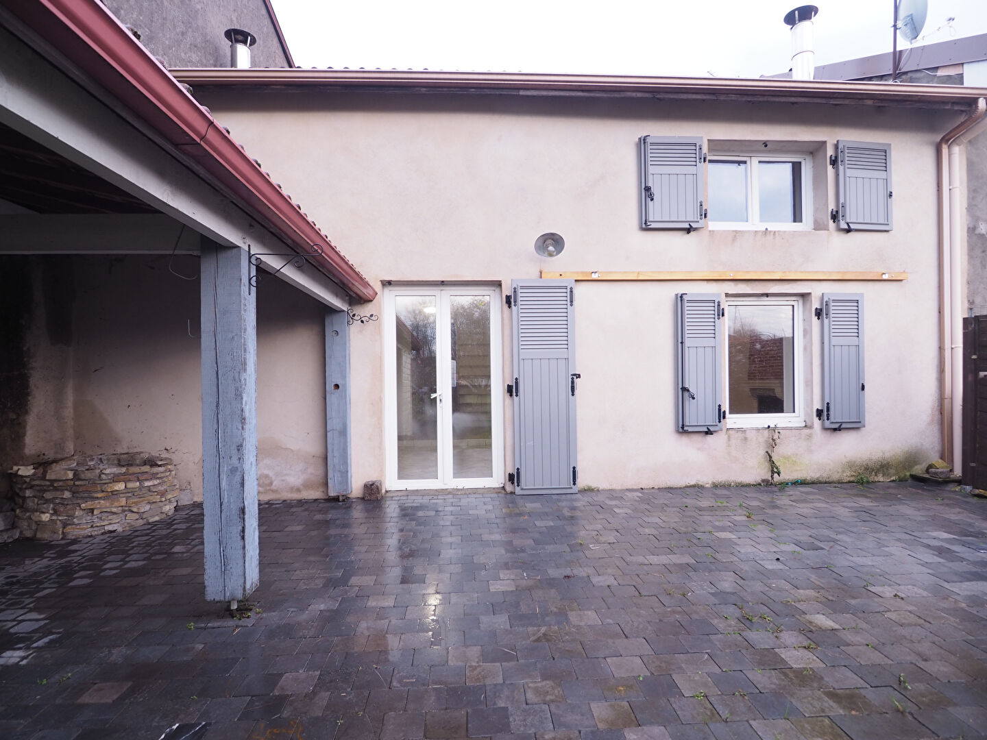 Maison de village au calme