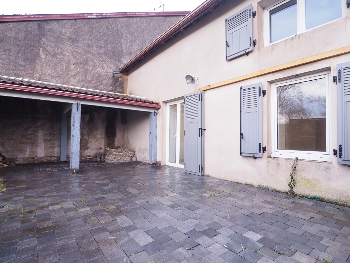 Maison de village au calme